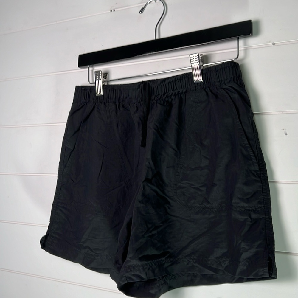 Small Columbia shorts black. A370